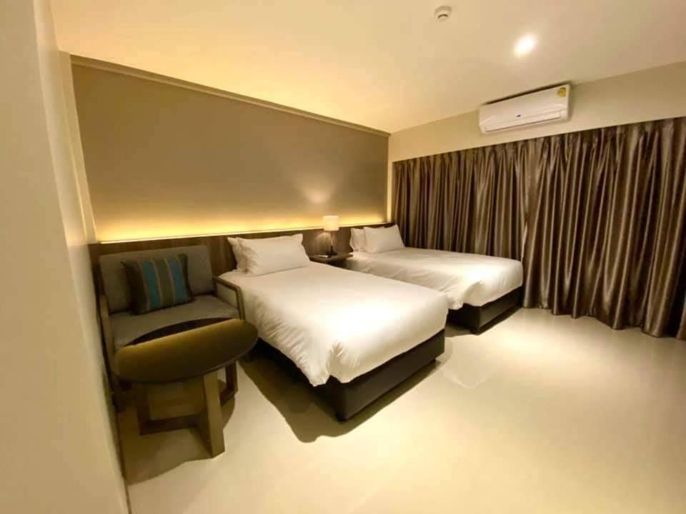 The Madera Lodge Pattaya Jomtien Beach Exterior photo